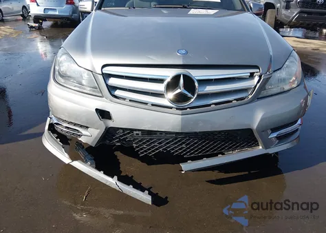 2012 Mercedes-Benz C 250 Sport from USA, damaged, VIN WDDGF4HB3CR211807